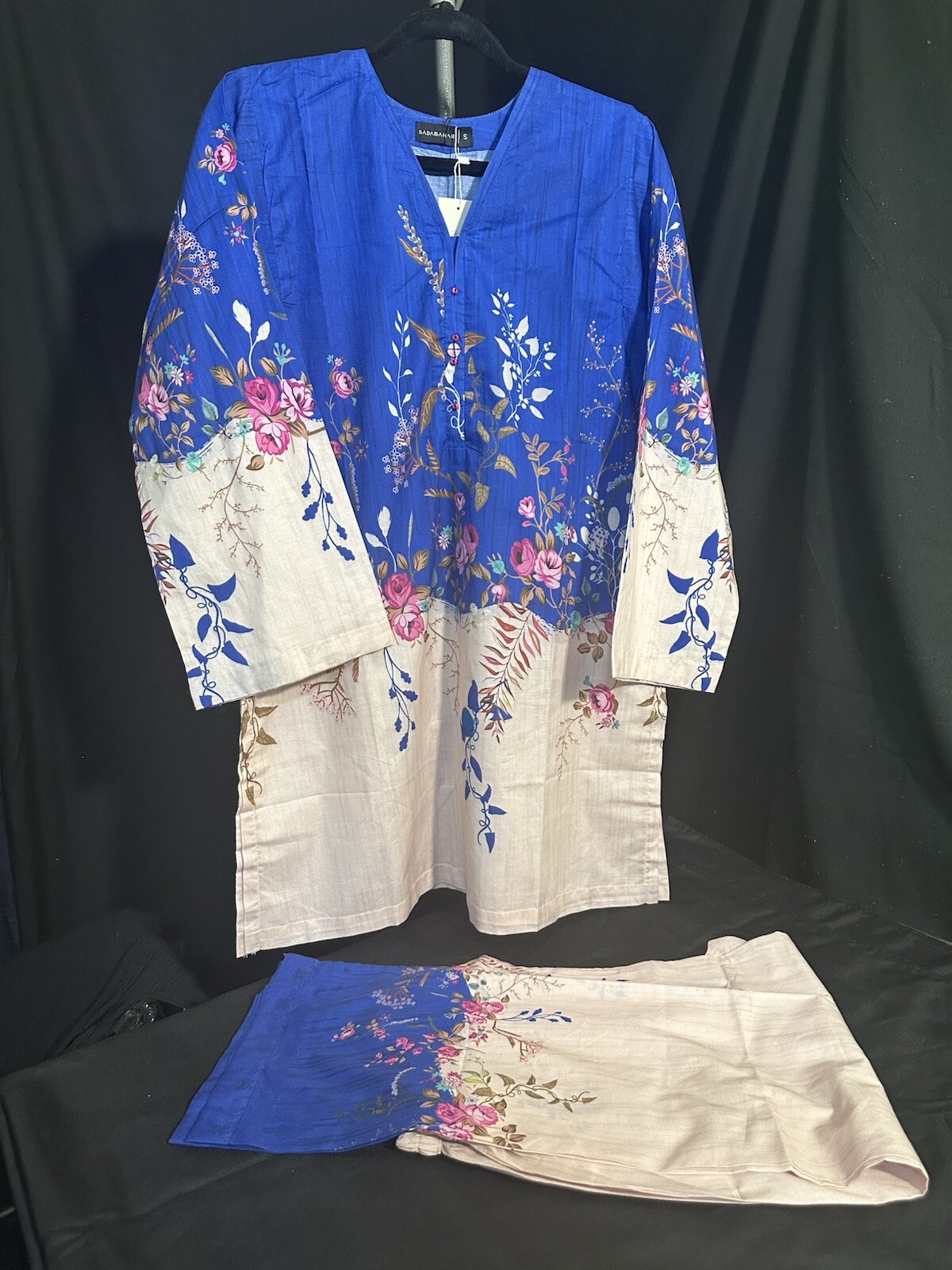 Brand – SADABAHAR – Beautiful Lawn / Cotton – 2 PC PRINTED-SMALL & MEDIUM – $40