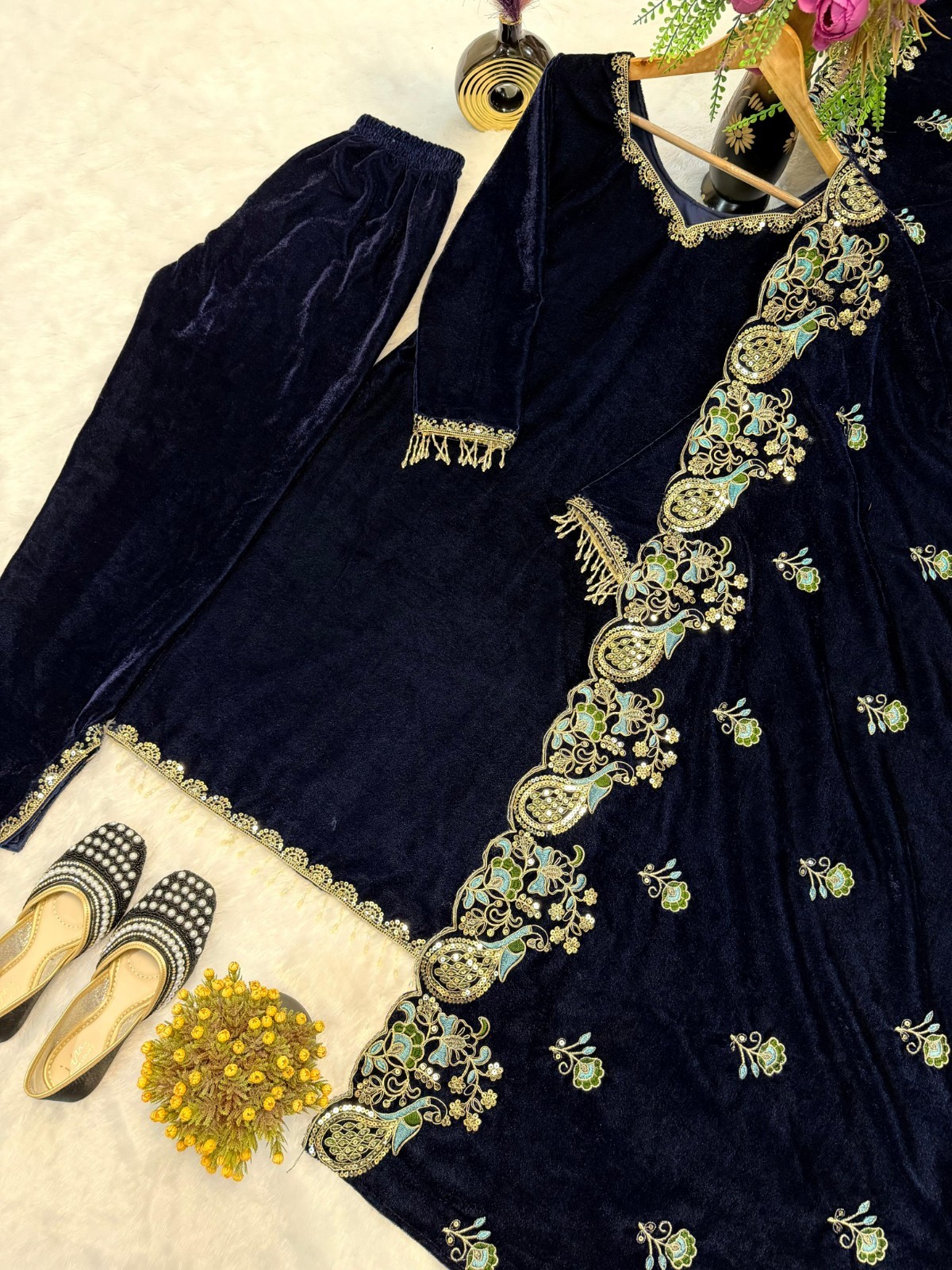 DESIGNER VELVET EMBROIDERY KURTI PANT SUIT SHARARA PALAZZO WEDDING KURTA SUIT