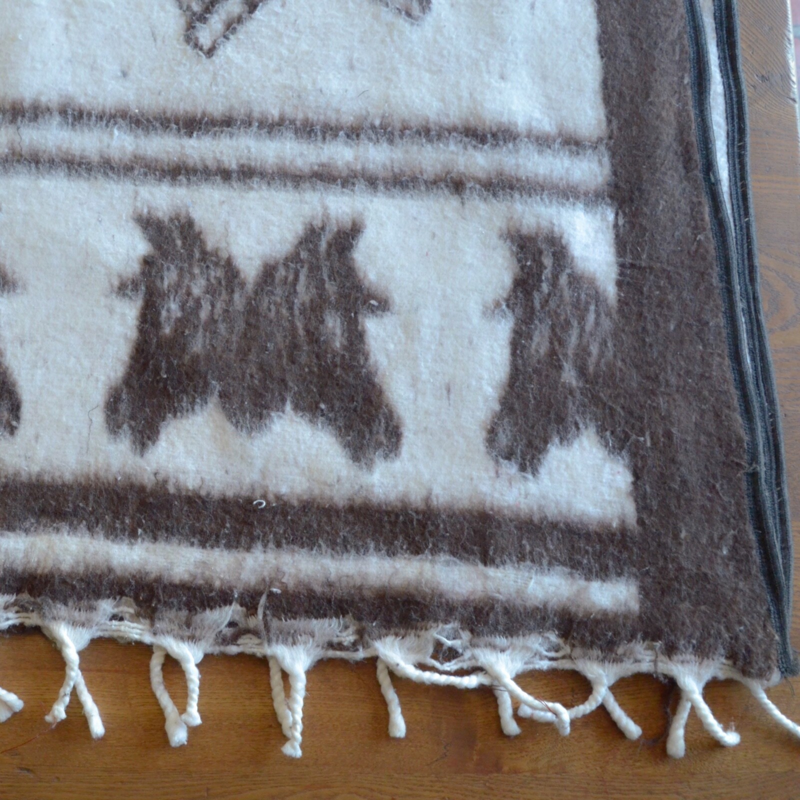 COPO Mexican Poncho XL 39×39 Horse Design Acrylic Wool Blend Made in Mexico