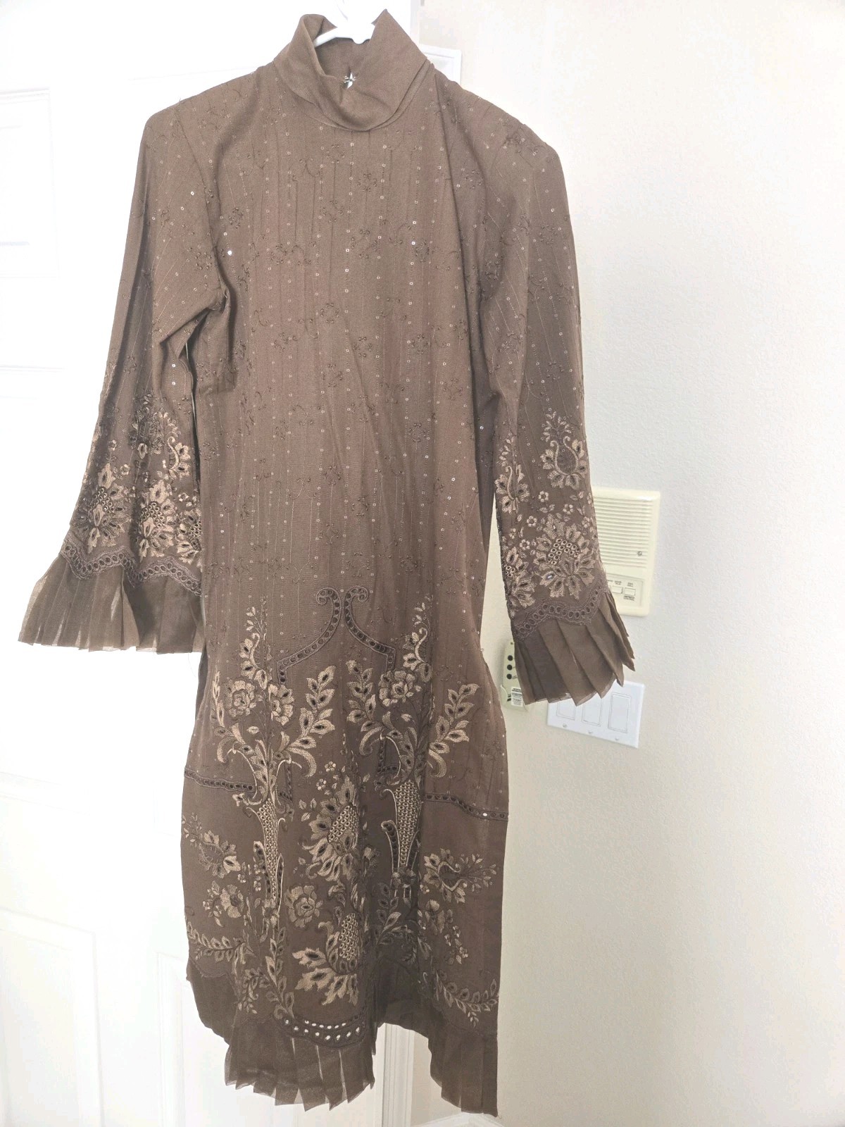 Maria B. 3 PC embroidered/ Sequenced Formal/ Semi Formal Party Wear – XS