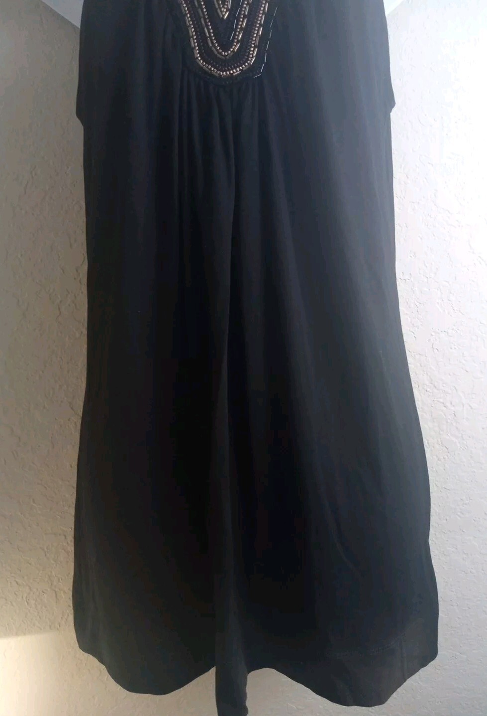 White House Black Market Beaded Top Women’s Ring Neck Stretch Size M
