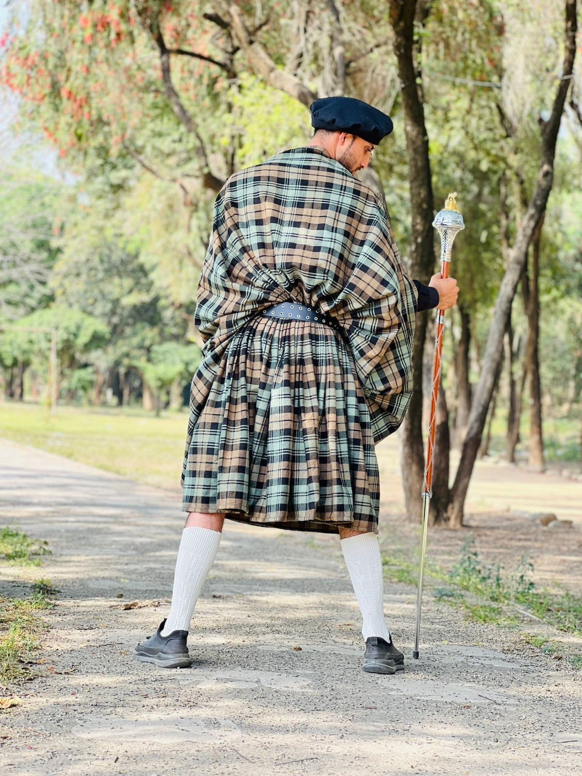 Scottish Vintage Great Kilts Men’s 16th Century Traditional Tartan Great Kilt