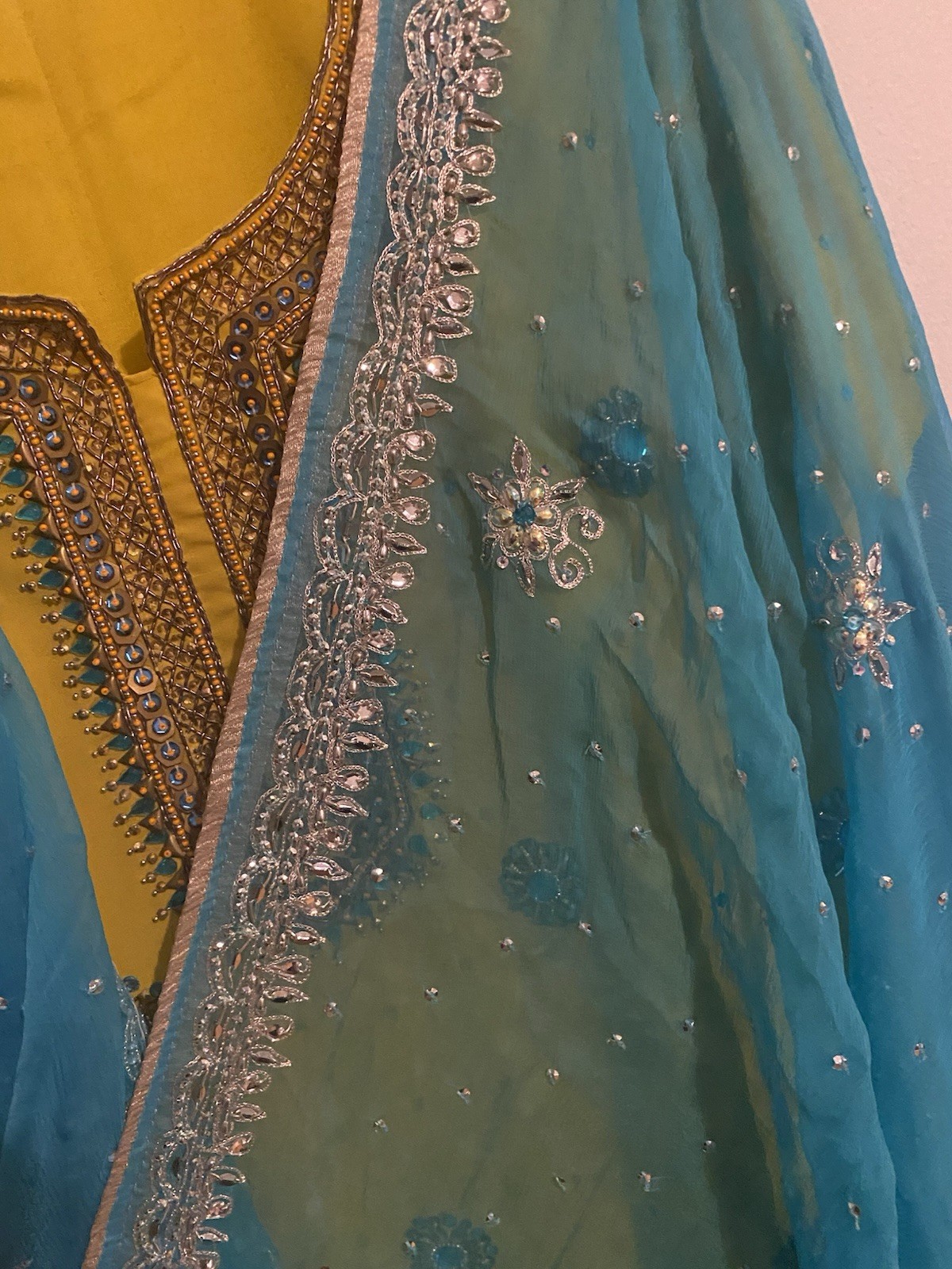 Indian Yellow Blue Chiffon Salwar Kameez Kundan/beads/sequence work