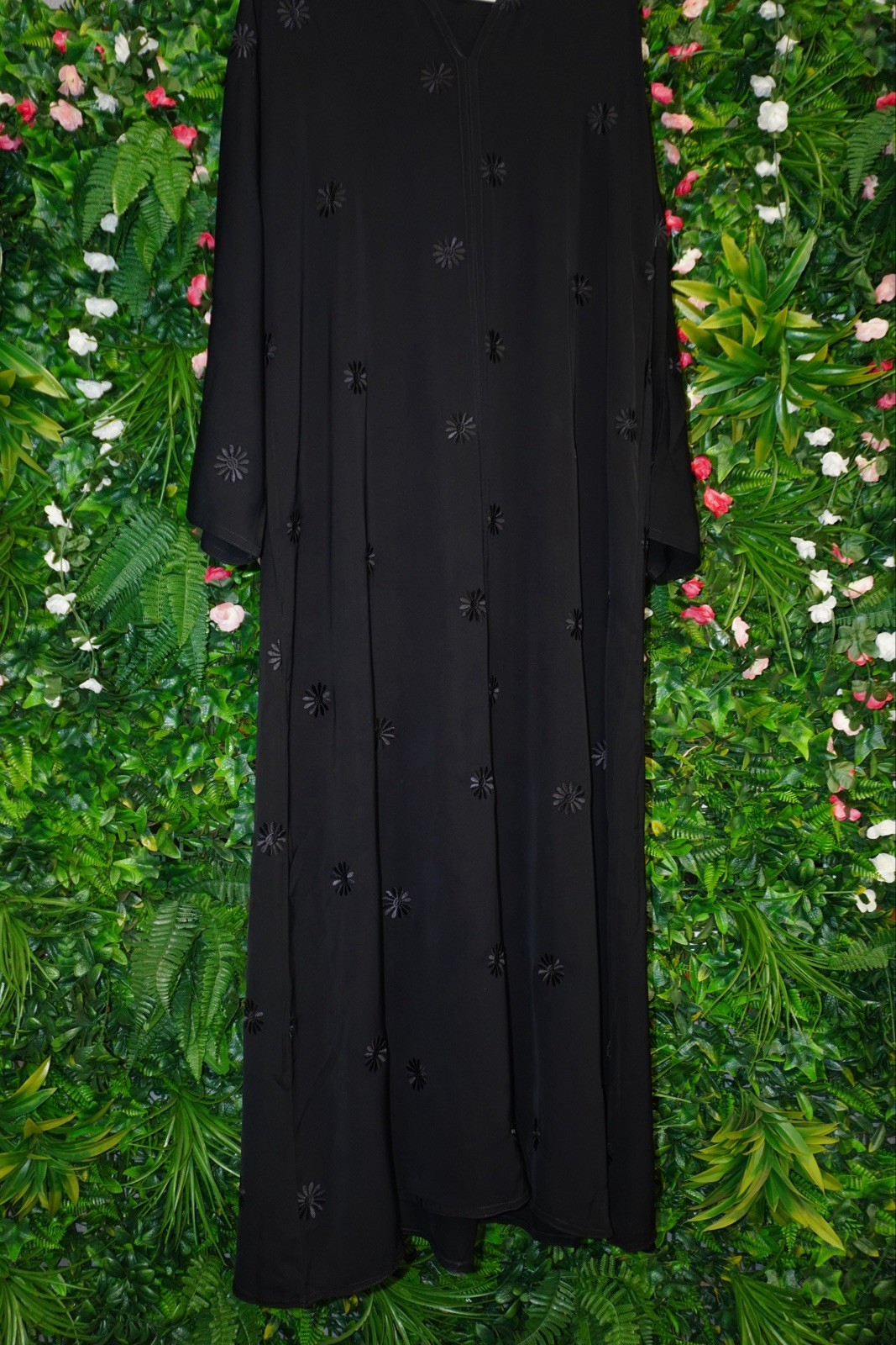 Black Women’s Kaftan abaya with Floral Embroidery, all sizes available