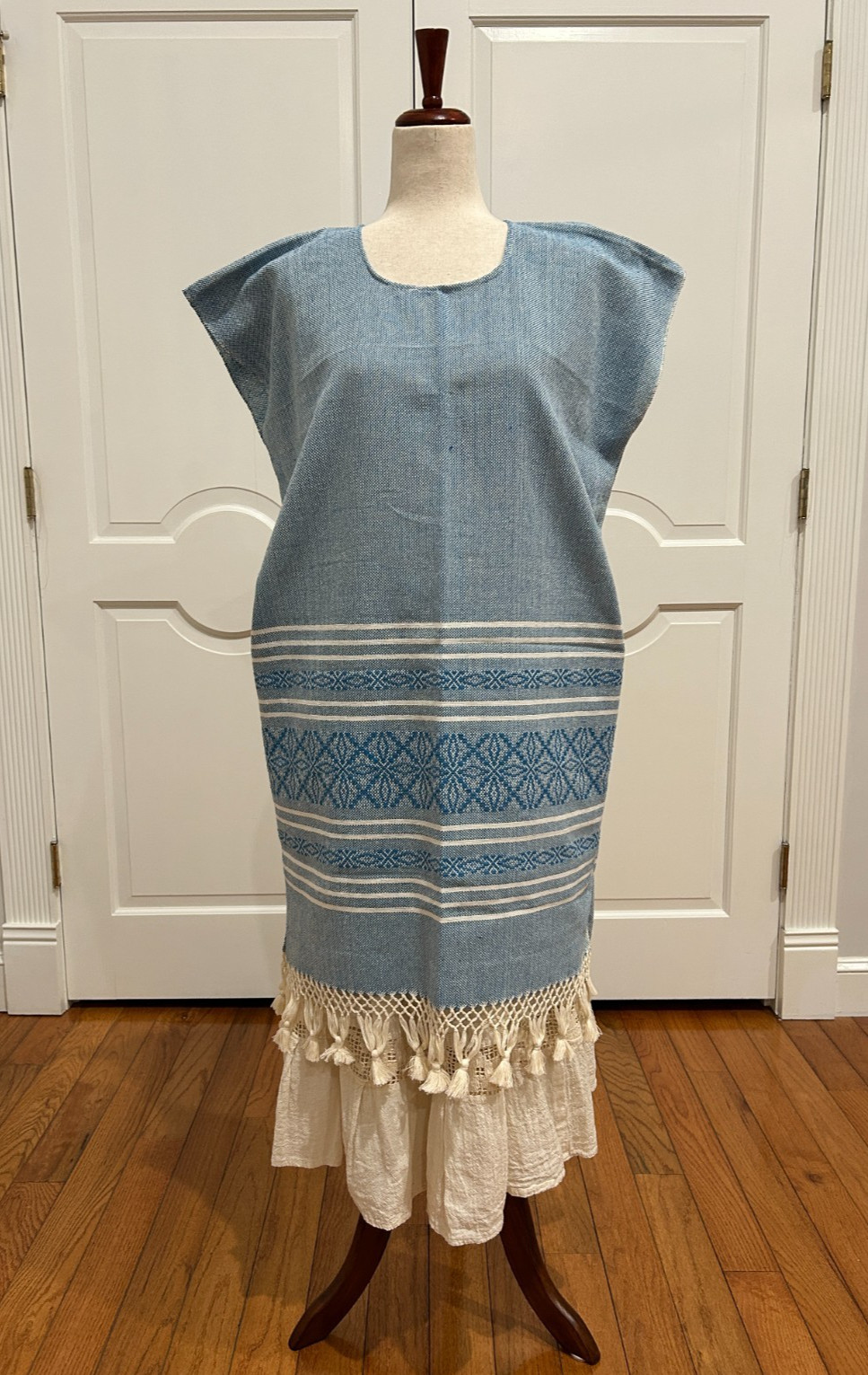 One of a Kind Pedal loom Mexican Dress with Pockets, Summer Dress! Huipil style!