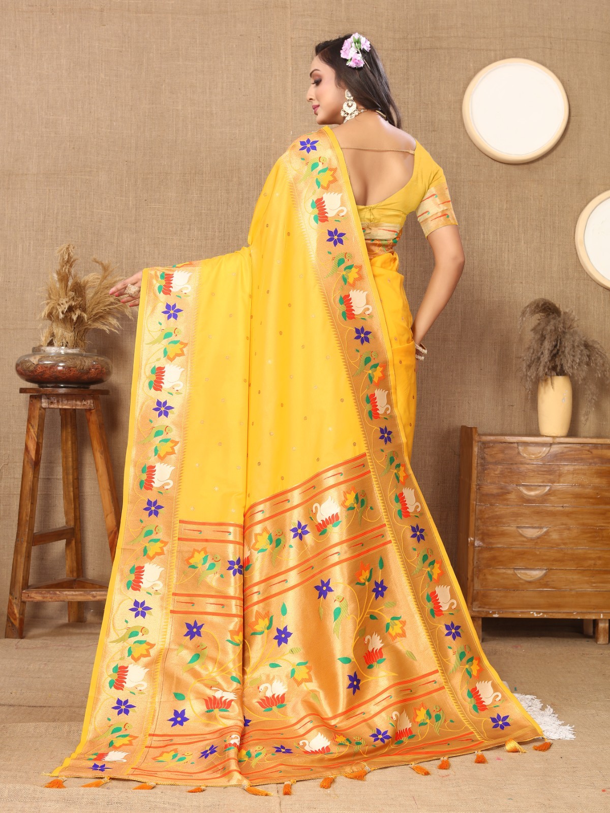 Premium Lichi Silk Saree Copper Zari Woven Rich Pallu Latest Trending Sari Gift