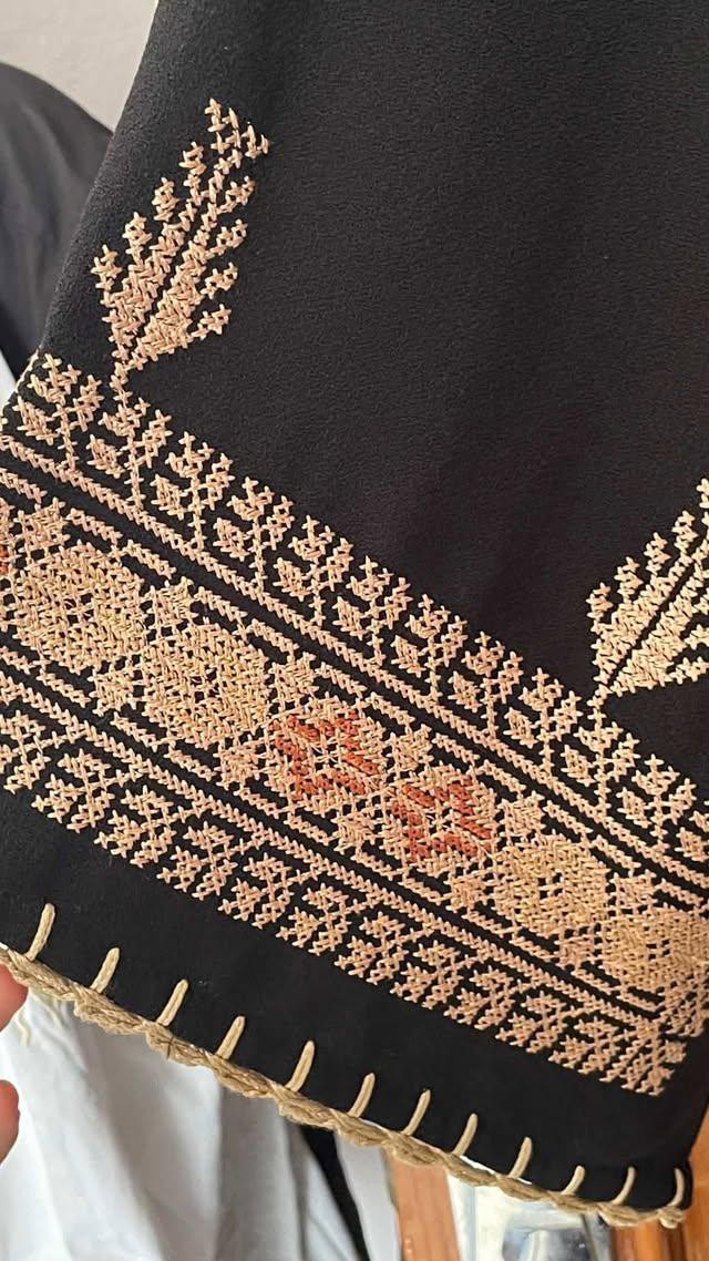 Luxury Vintage Middle Eastern Embroidered Black Gold Maxi Kaftan Thobe Dress