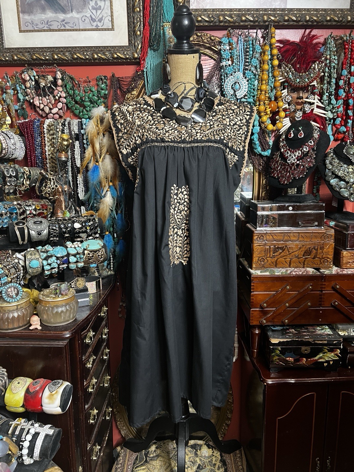 Stunning Oaxaca Mexico Black Sleeveless Gold Silk Embroidery & Tan Crochet M/L