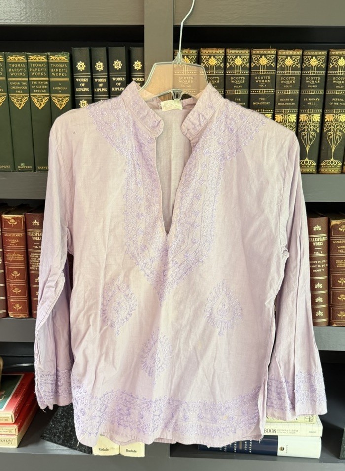Vintage 70s Hippy Lavender Pakistani Embroidered Tunic Bell Sleeves Moriki Label