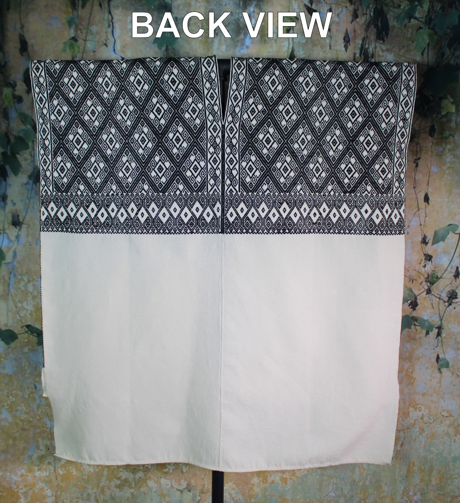 Huipil Black & Cream Handwoven Back Strap Loom Mayan Larrainzar Chiapas Mexico