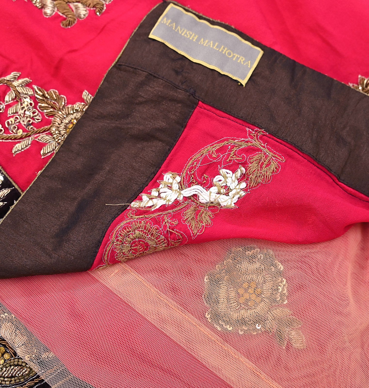 Pre-Owned Peach Pink Net Georgette silk Hand Embroidered Designer saree 5yd