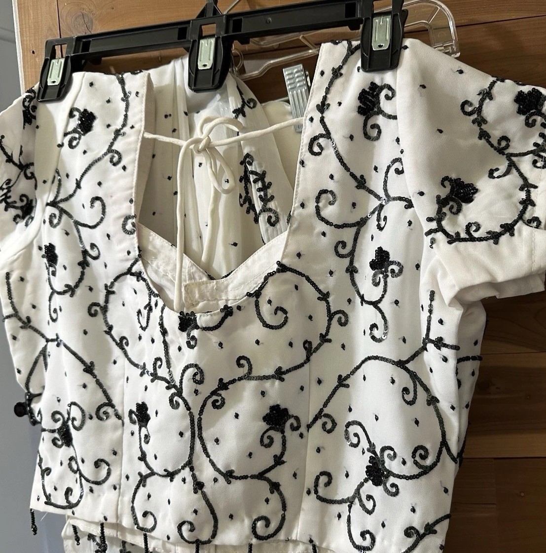 Pre-owned, Sequence Embroidery White And Black Saree With Blouse & Petticoat