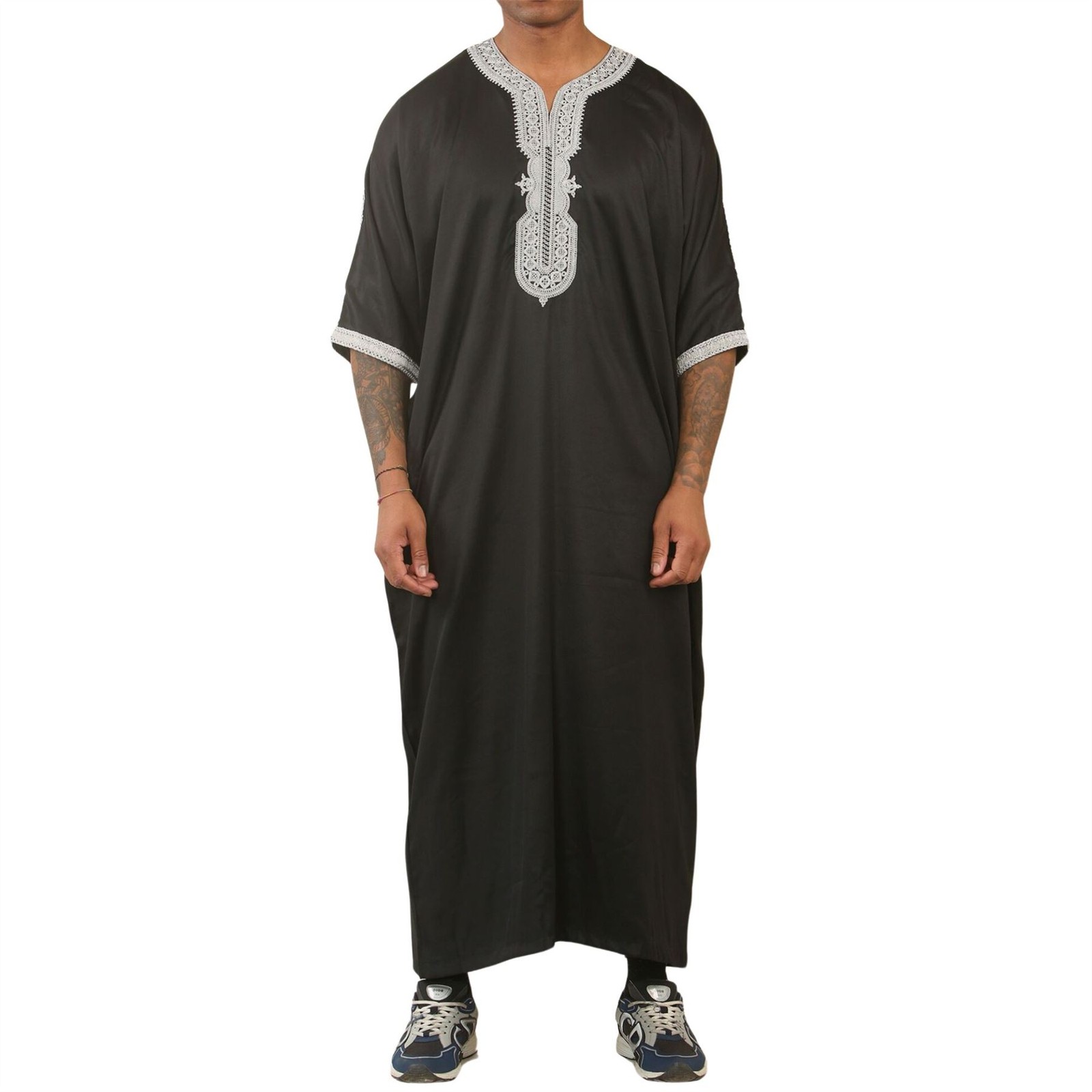 HM62 – Men’s Black Moroccan Thobe Silver Embroidery Gandoura