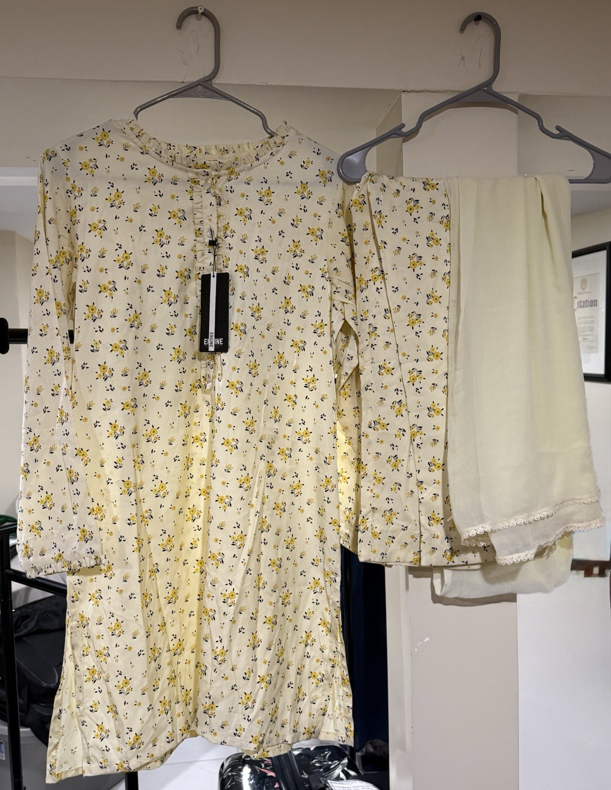 Pakistani/Indian Ready To Wear 3 Piece Printed Suit