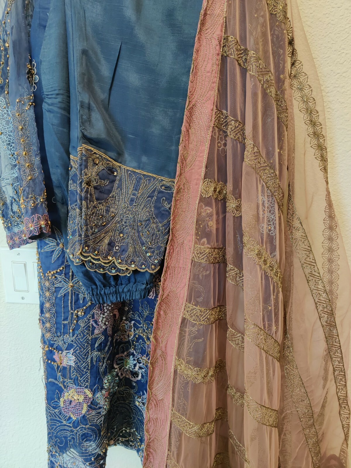 CHARIZMA pakistani shalwar kameez used