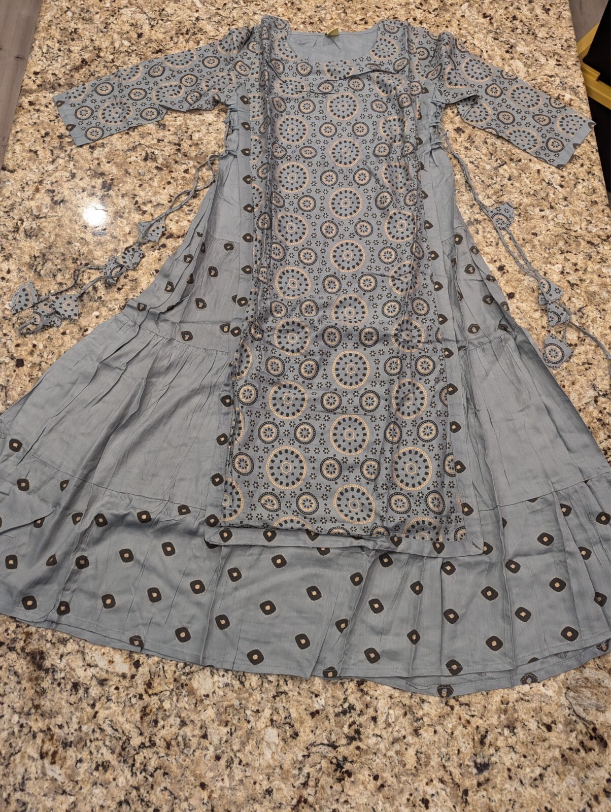 Womens Indian Pakistan Kurta 3/4 sleeve mid calf length Blueish Grey size M