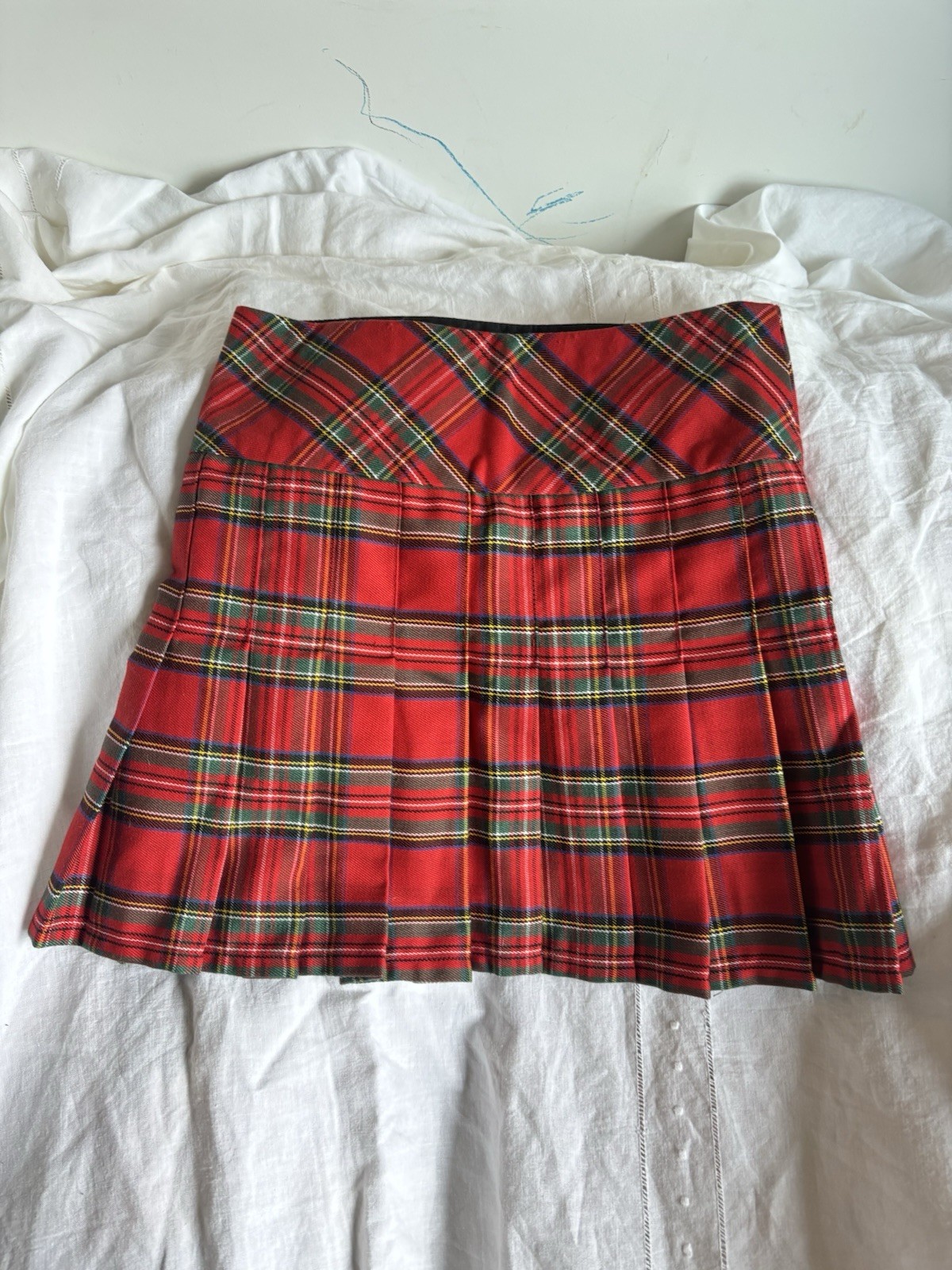 Authentic Scottish Highland Redstone Kilt Billie Skirt Woman Size 8 School Girl