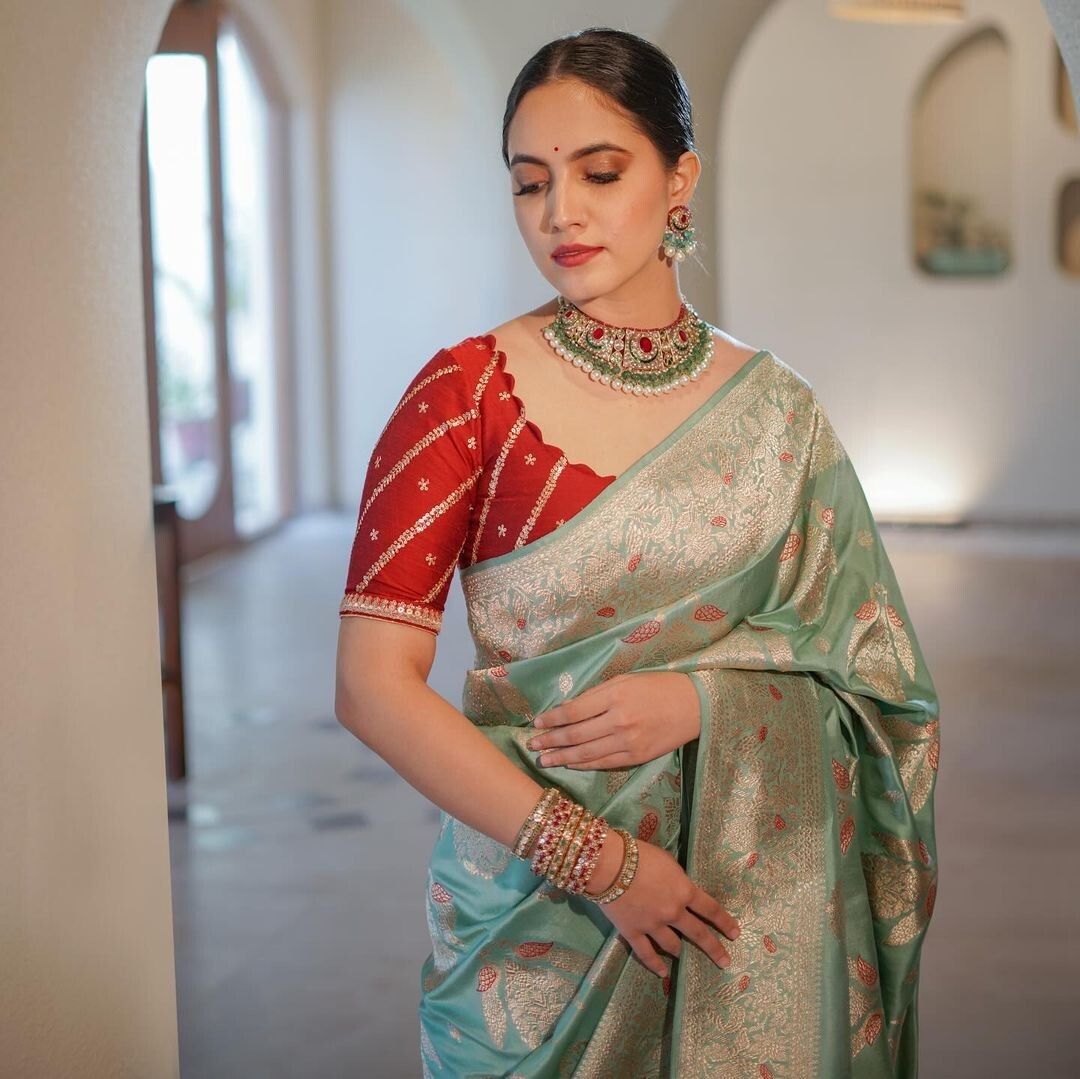 Designer Sari Bollywood Bridal Silk Saree Blouse South Indian Ethnic Ready made