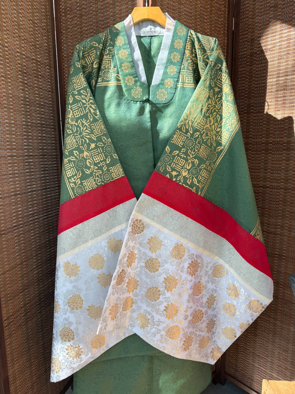 Traditional Korean Hanbok Jacket with Gold Floral and Geometric Patterns S/M