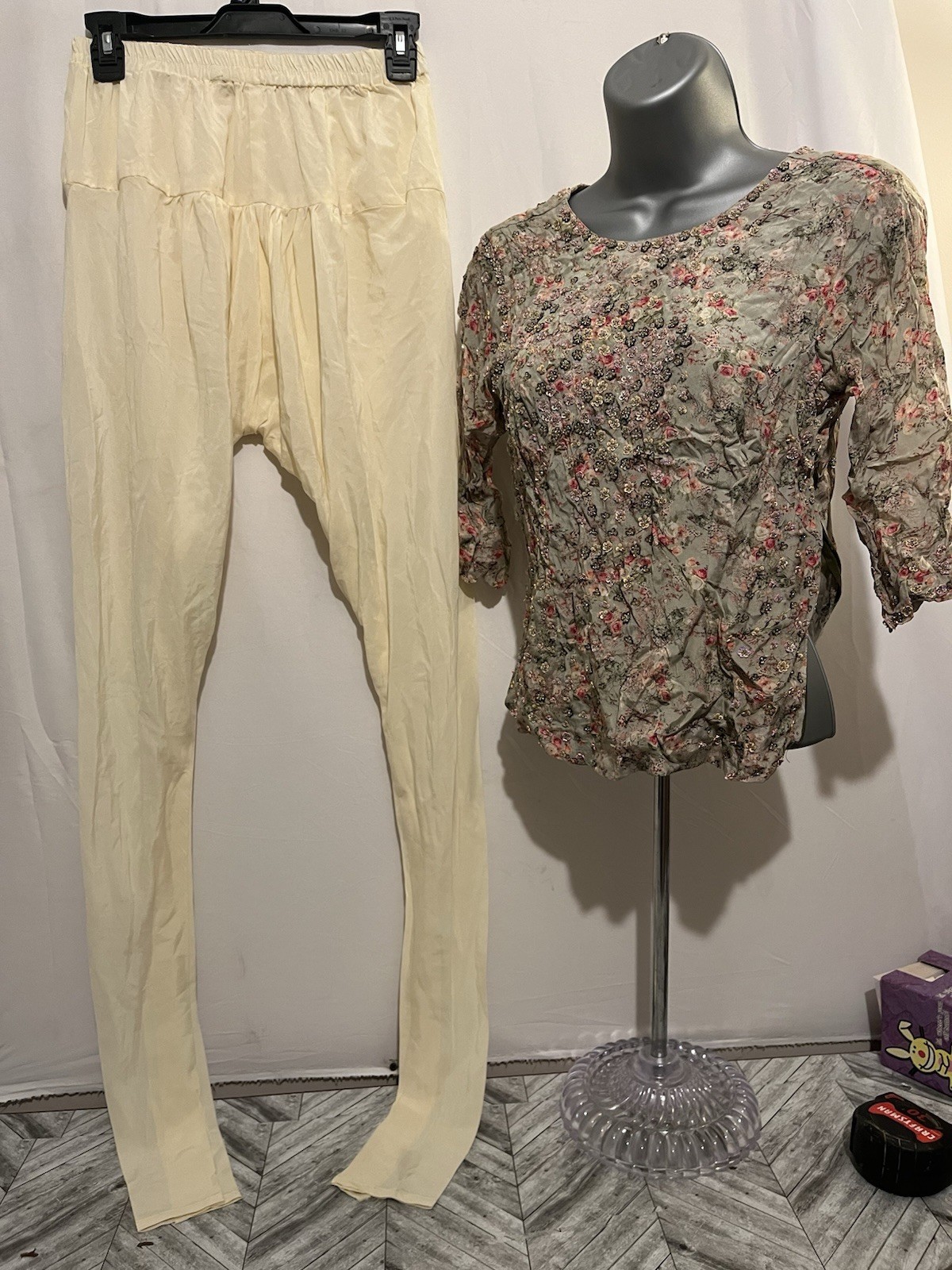 Women’s pants Beige and Multicolor Floral Beaded Crew Neck 3/4 Sleeve Blouse