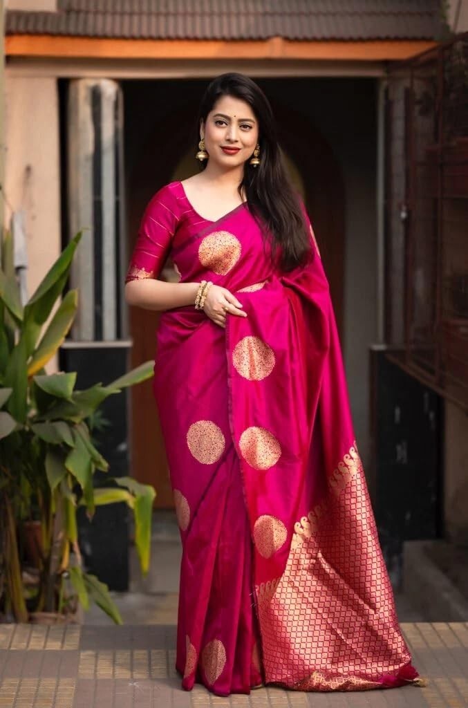 Women’s Kanjivaram Soft Pure Silk Banarasi Sarees With Blouse Piece