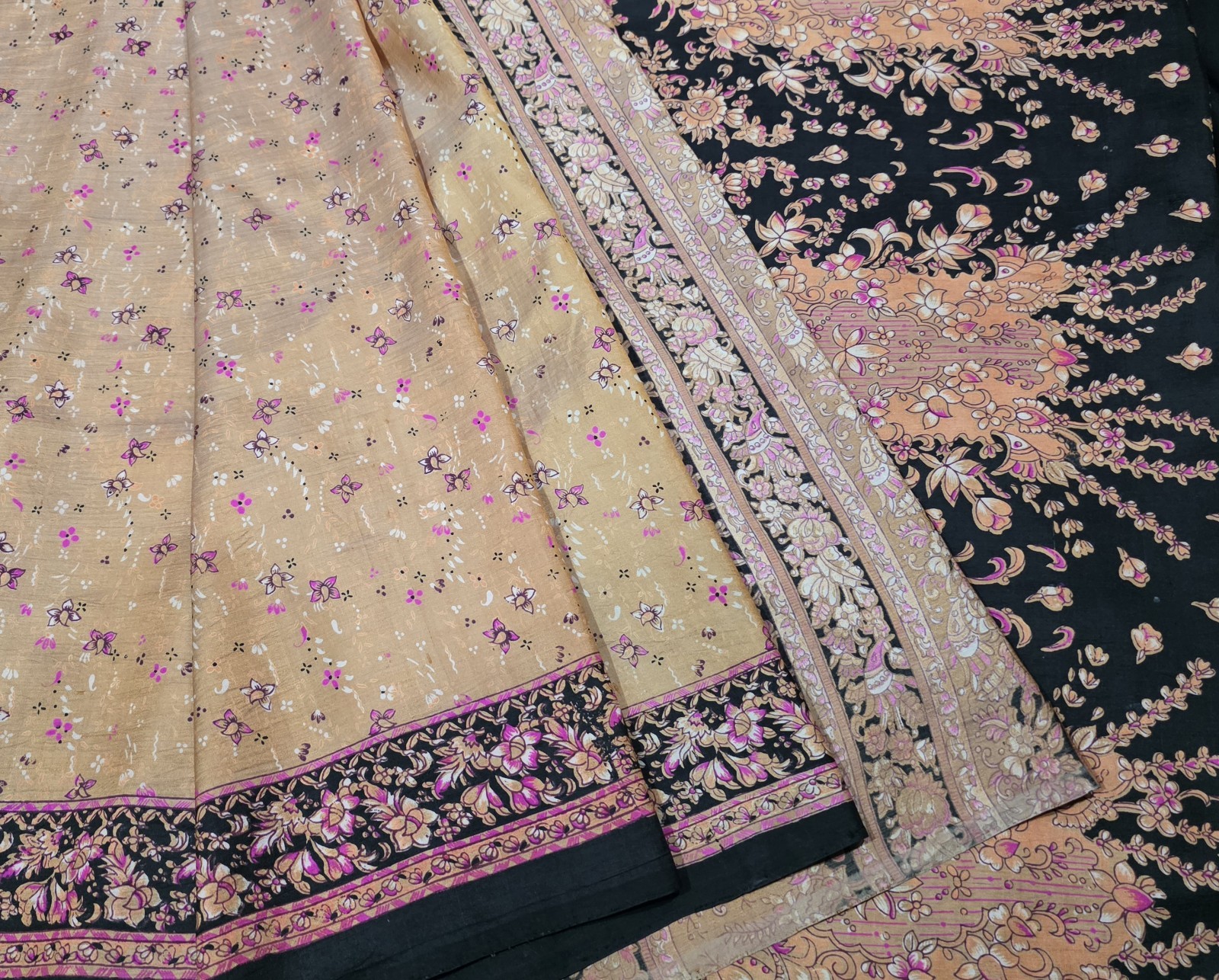 Vintage Silk Saree, 100% Pure Silk Fabric, 5 Yards Ethnic Indian Printed Sari
