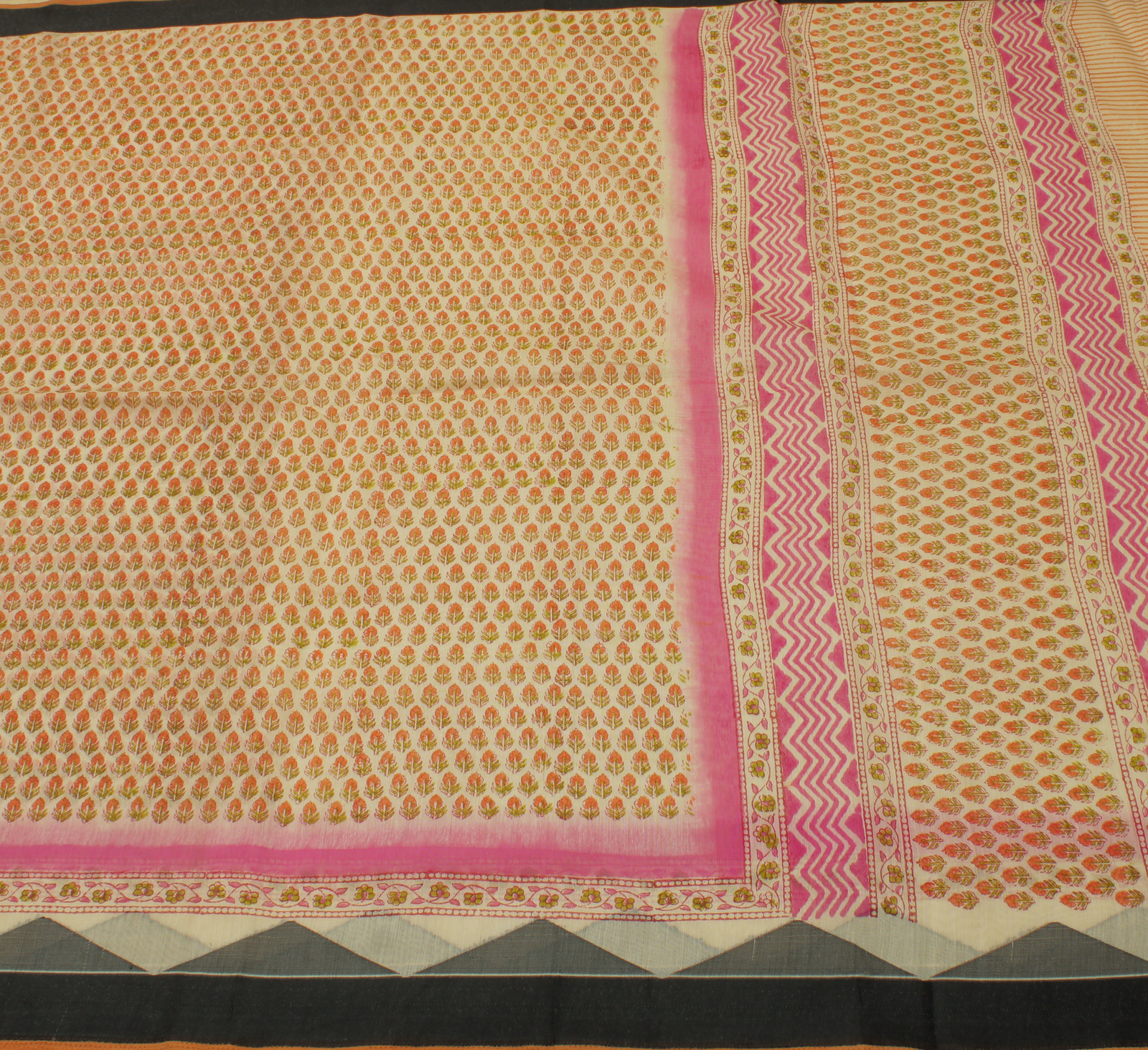 Sushila Vintage Cream Saree Blend Cotton Hand Block Printed Floral Sari Fabric