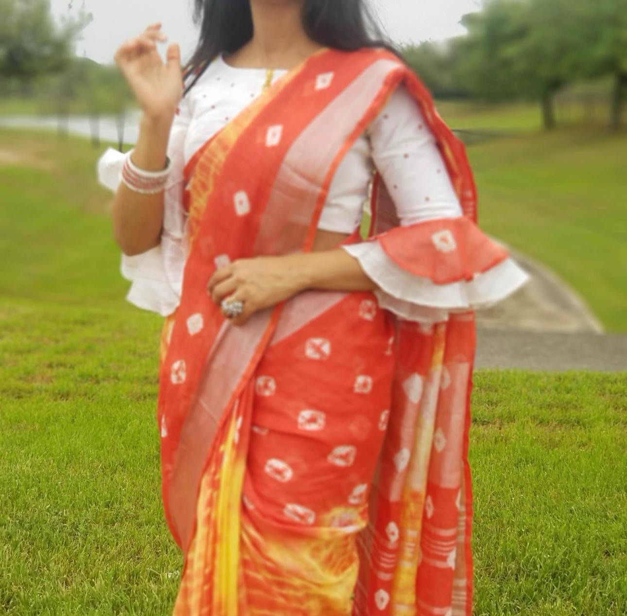 Elegant Linen Cotton Saree with Zari Border & Brocade Blouse fabric