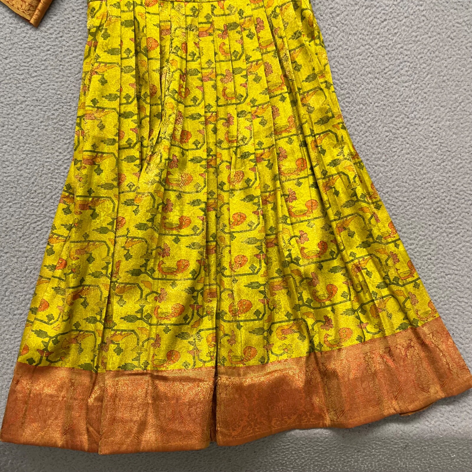 Anarkali Dress Womens 36 Yellow Floral Sequins Diwali Hendi Celebration Colorful