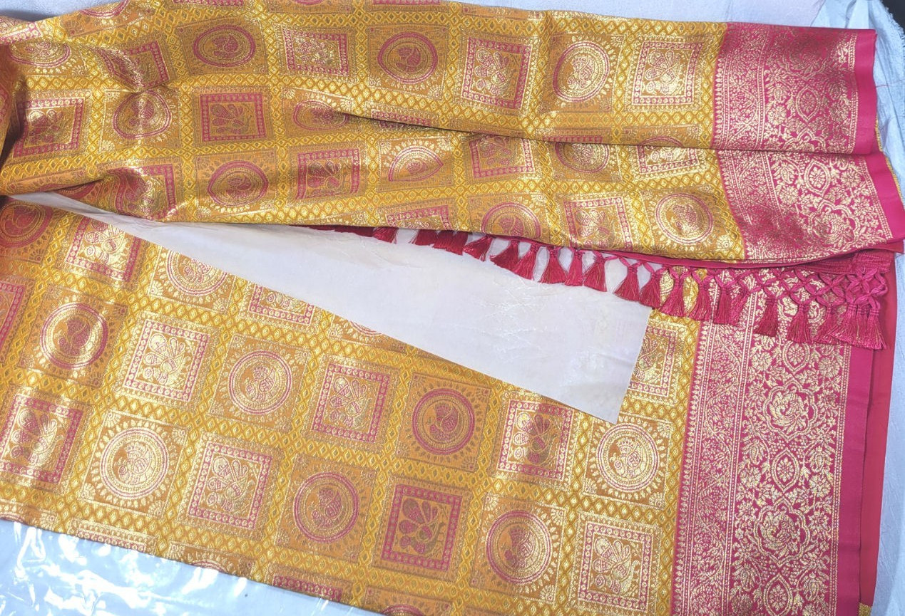 Mohey Celebrationwear Party Fuscia Pink & Gold Silk Saree Wrap w/ Pink Fringe