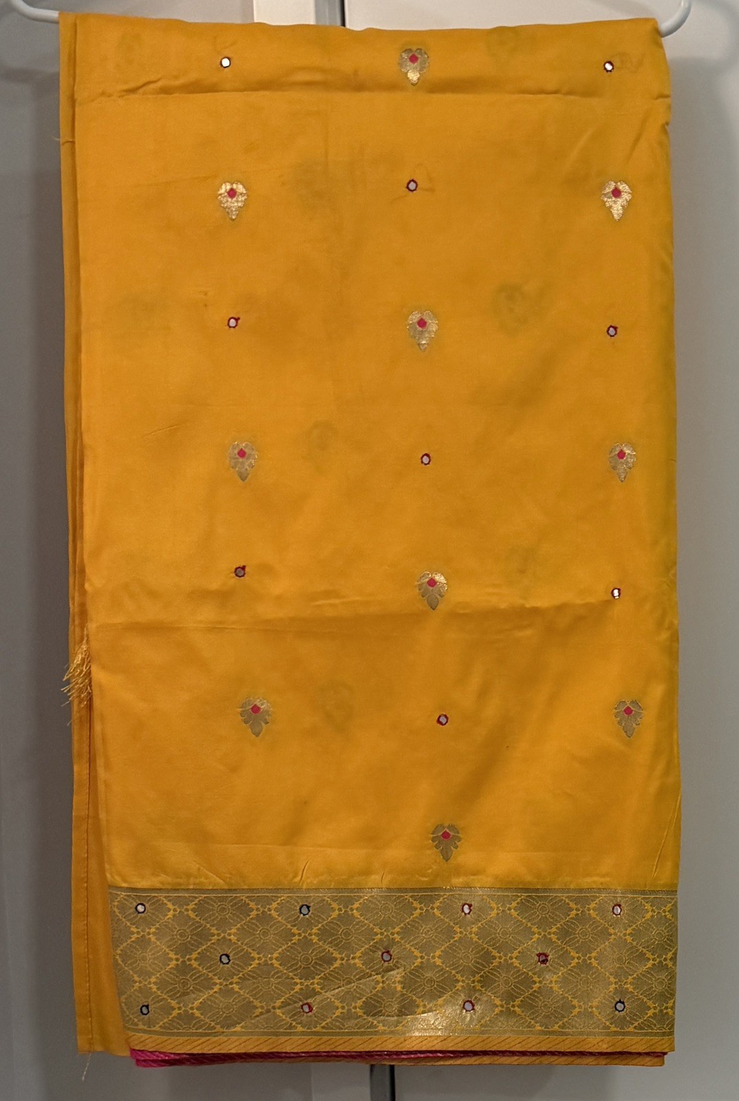 Silk Blend Wedding Saree With Blouse