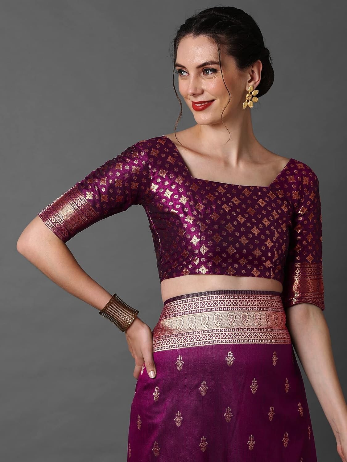 Women’s Banarasi Silk Blend Golden zari Work Saree With Unstitched Blouse Piece