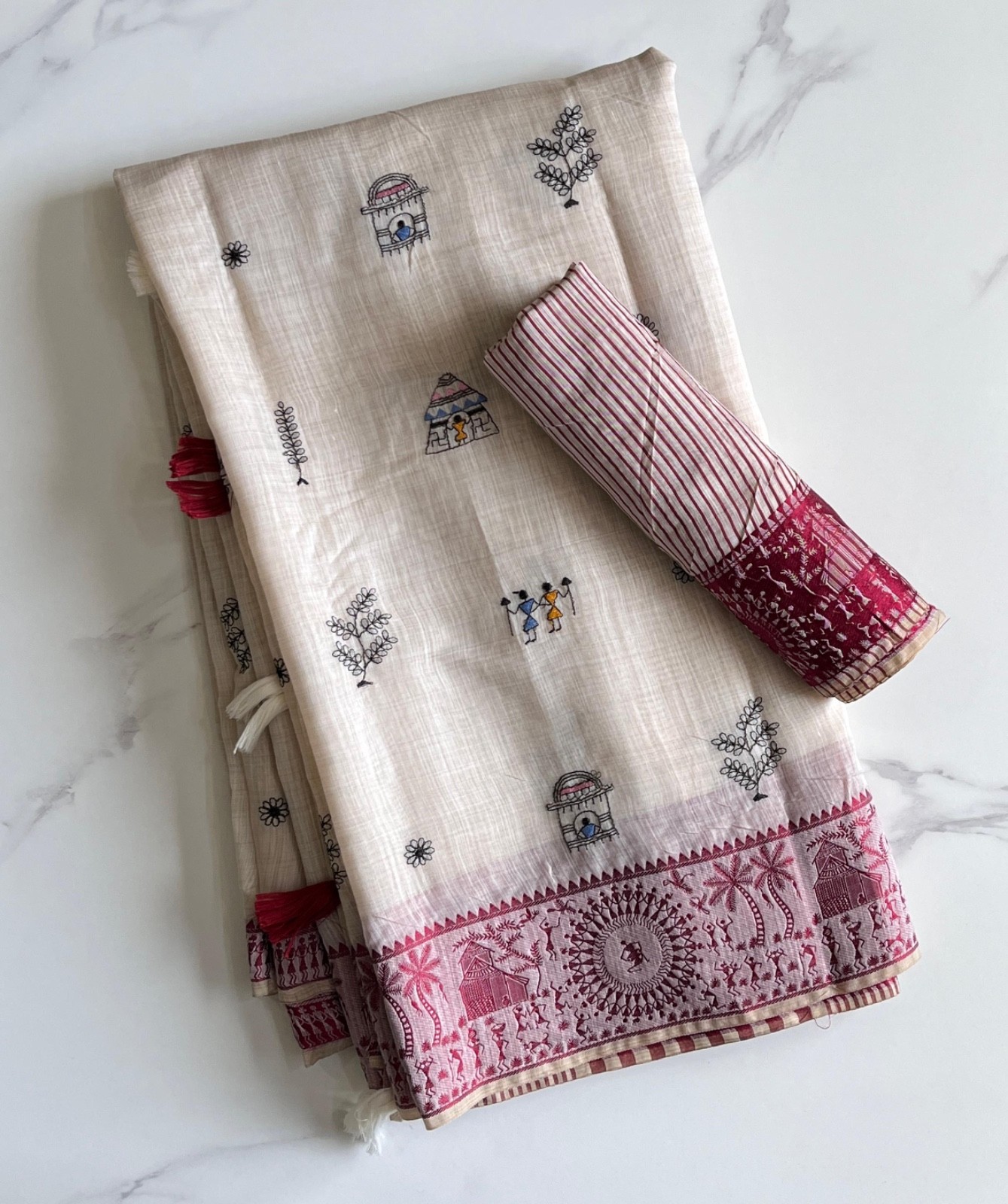 Premium linen saree with elegant print on all over the saree