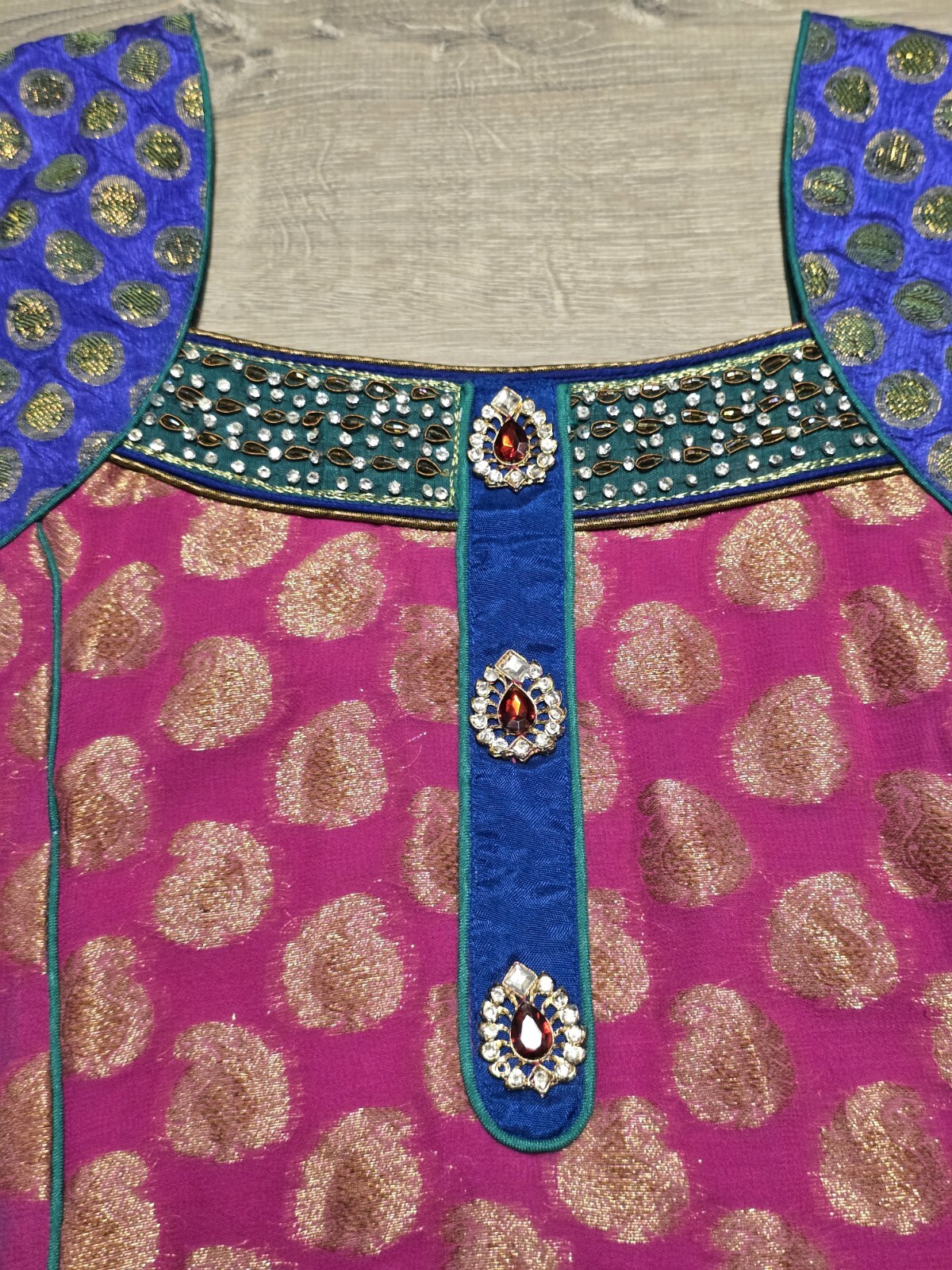 Preloved 2pc. Pink Bejeweled Lined Kurta and Dupatta Size 7? See Photos