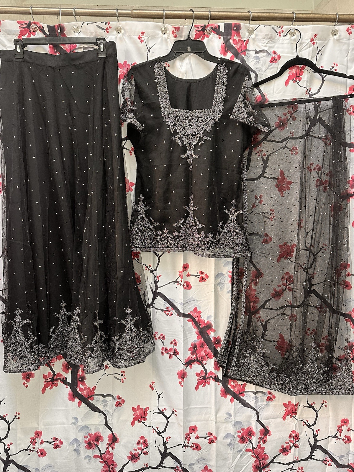 Indian Bollywood 3 Piece Skirt Shirt And Dupatta Suit Partywear Sequence Black