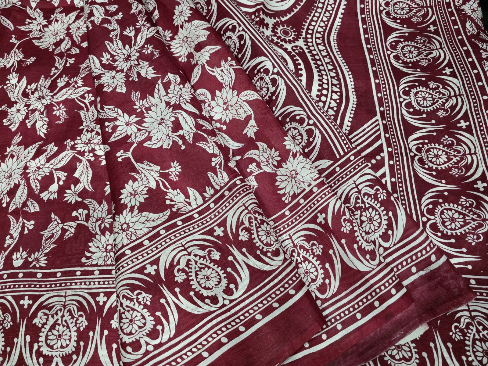 Vintage Silk Saree, 100% Pure Silk Fabric, 5 Yards Ethnic Indian Printed Sari