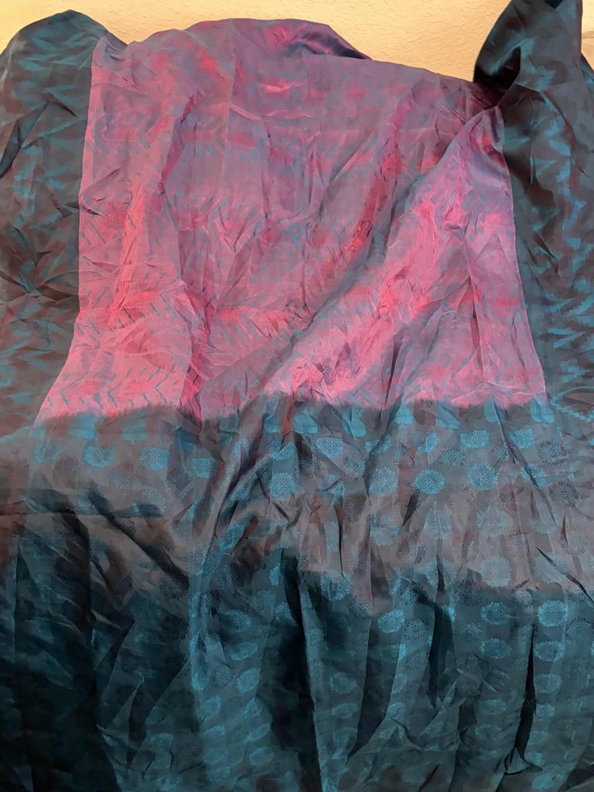Iridescent Bollywood 100% Silk Sari ~Magenta-Deep Teal-18 Ft x46″~EXC