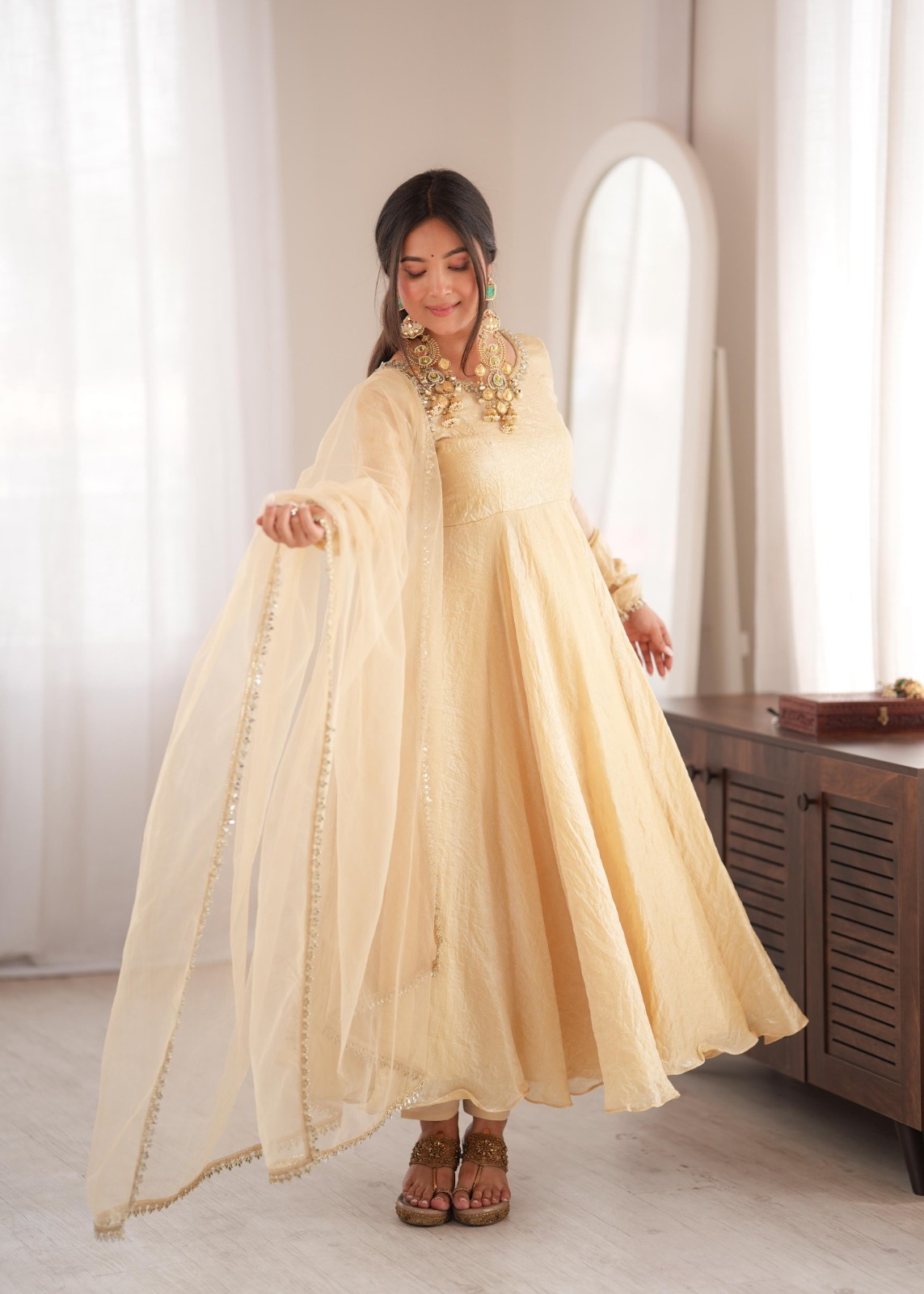 GOWN SALWAR KAMEEZ PAKISTANI INDIAN WEDDING PARTY WEAR DRESS BOLLYWOOD SUIT NEW
