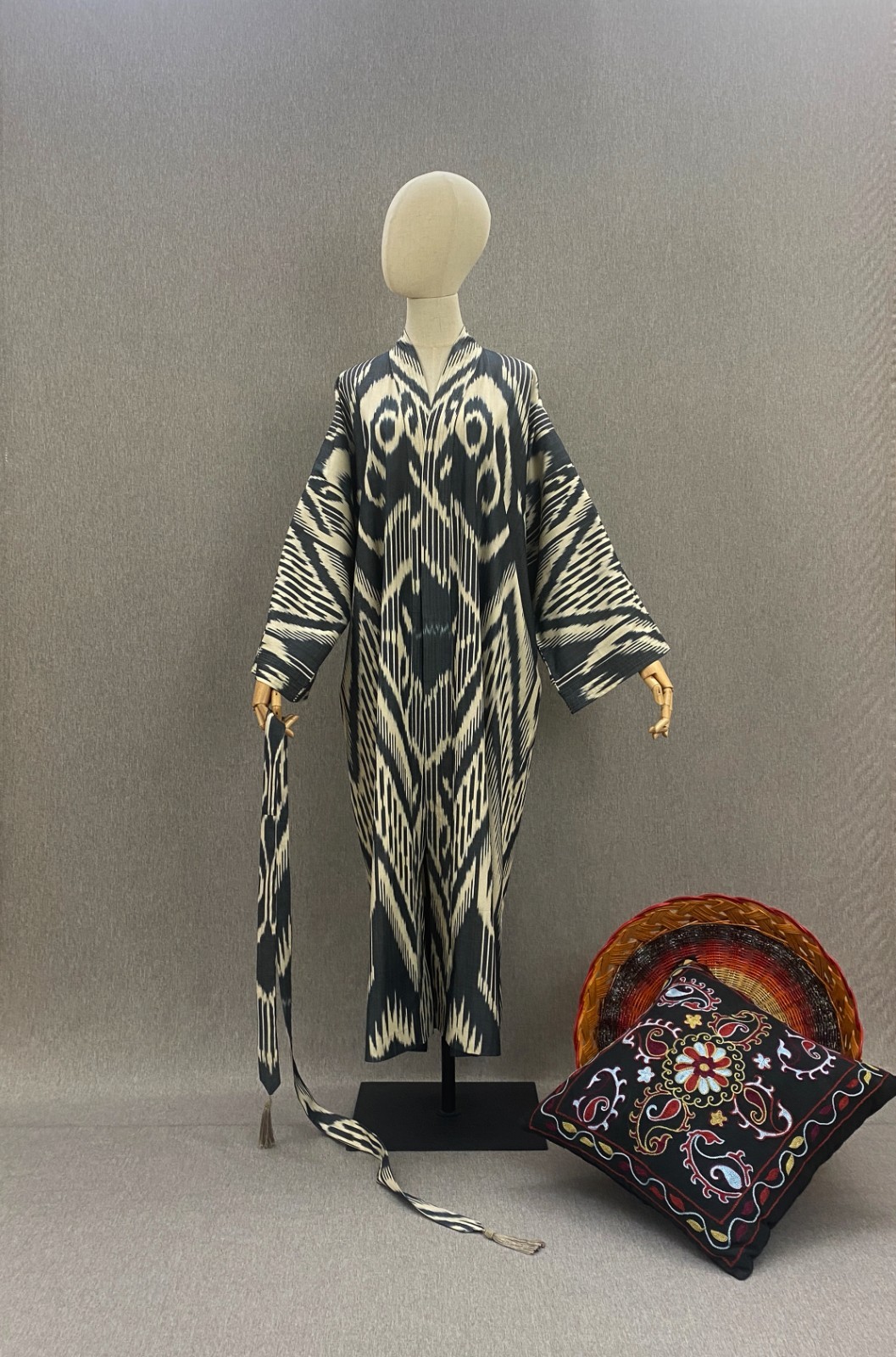 Uzbek silk ikat chapan/Cotton jacket/Boho coat/Ethnic abaya cape/Tribal kimono