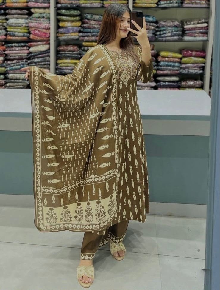 Designer Women’s Straight Kurti Pant Dupatta Set Indian Bollywood Salwar Kameez