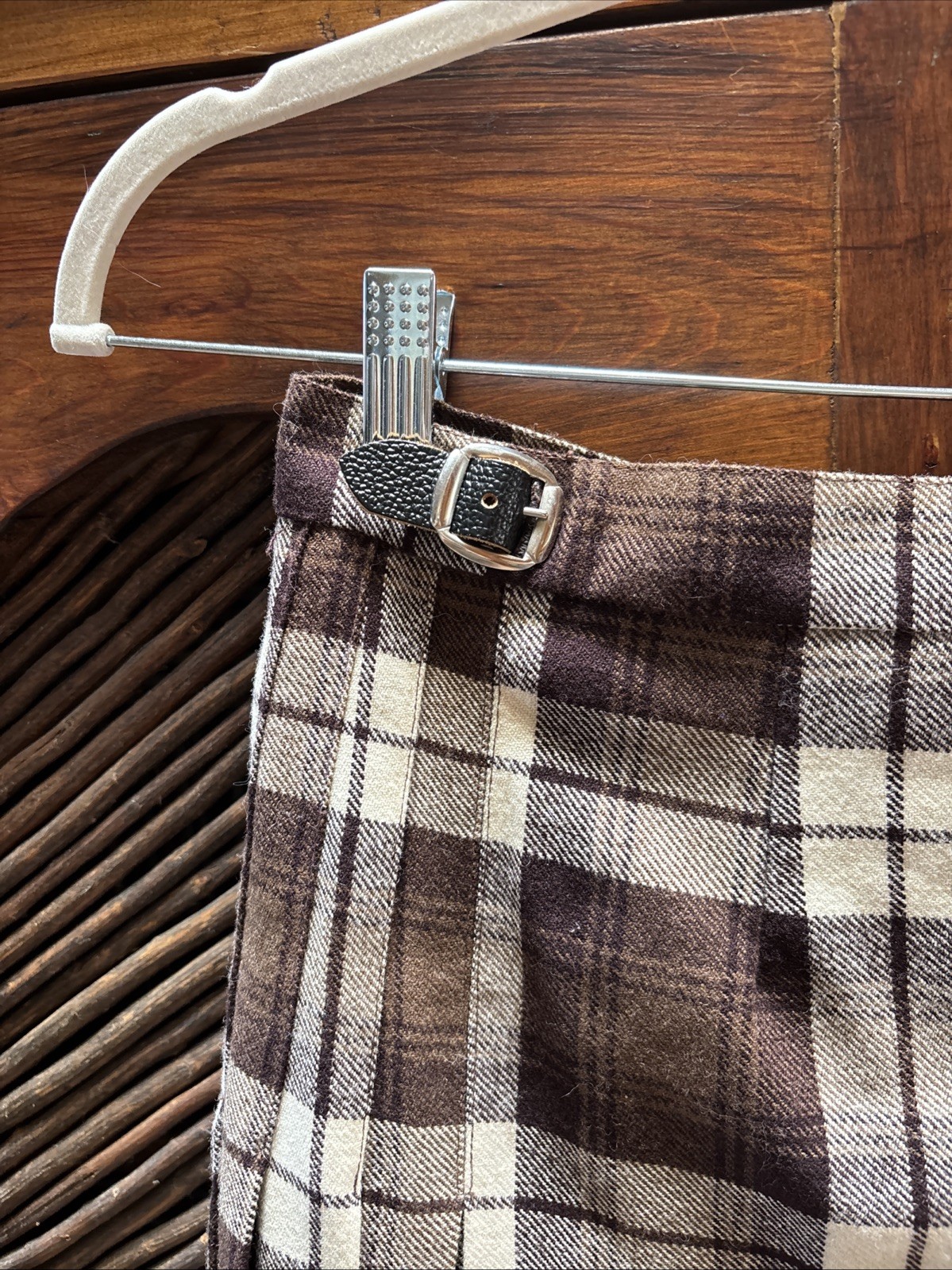 VTG 100 Pure Wool Hyland Kilt Scotland Plaid Tartan Brown Sz 26 Adjustable