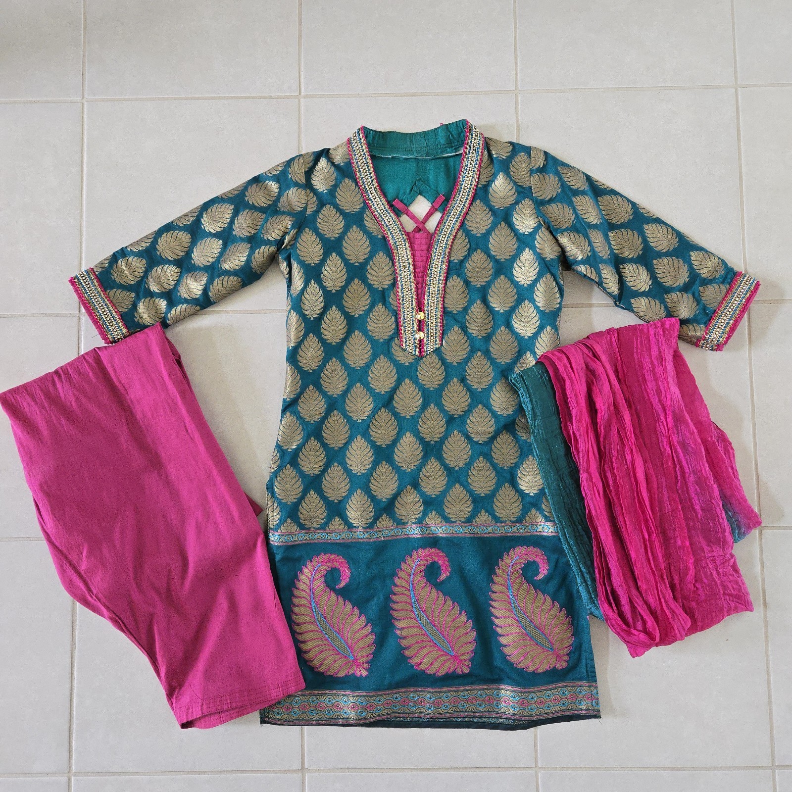 3 piece Sz M ready to wear salwar Banarasi kameez 3/4 sleeve Green Gold Pink