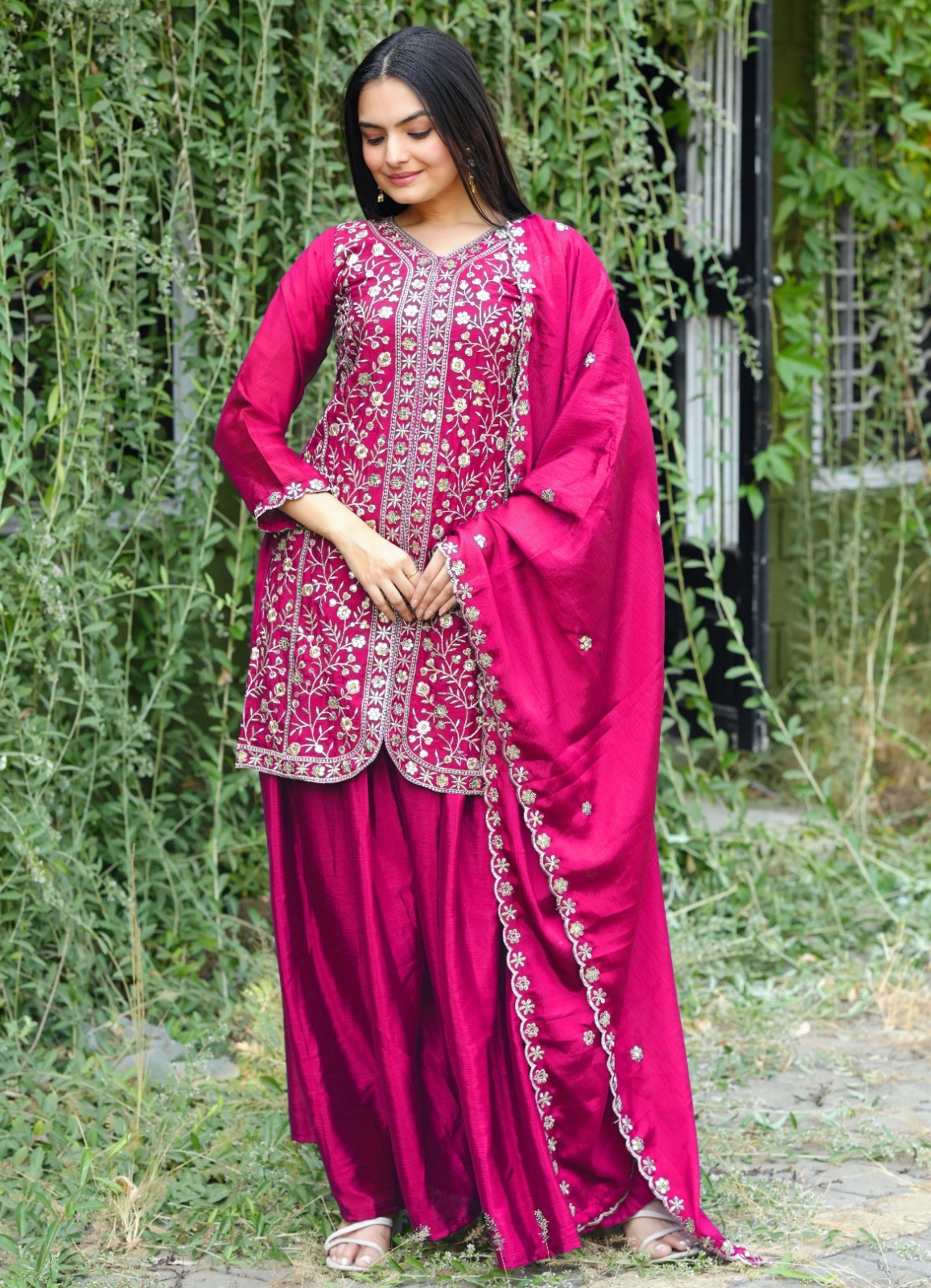 New Indian Style Chinnon Silk Salwar Kameez With Dupatta For Wedding Wear