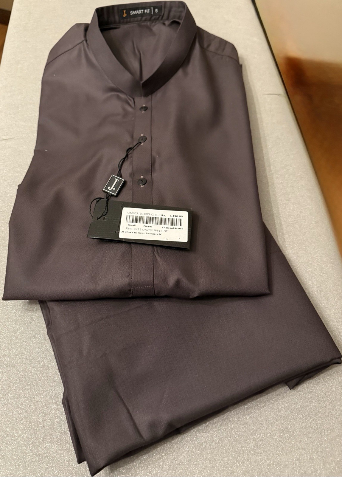 NWT Junaid Jamshed Menswear Kameez Shalwar Small Sizie Dark Brown