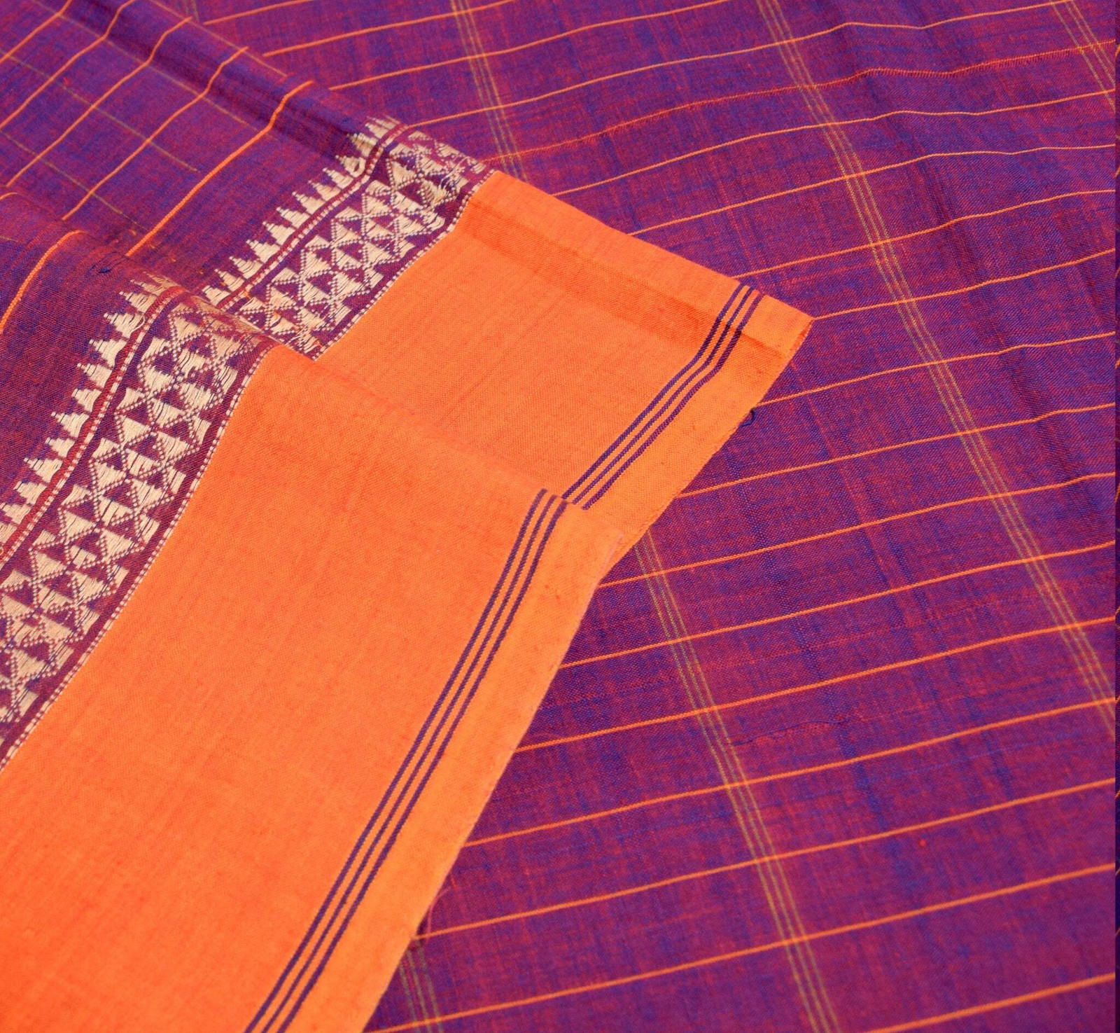 Sushila Vintage Purple Dual Toned Saree Pure Cotton Checks Handloom Sari Fabric