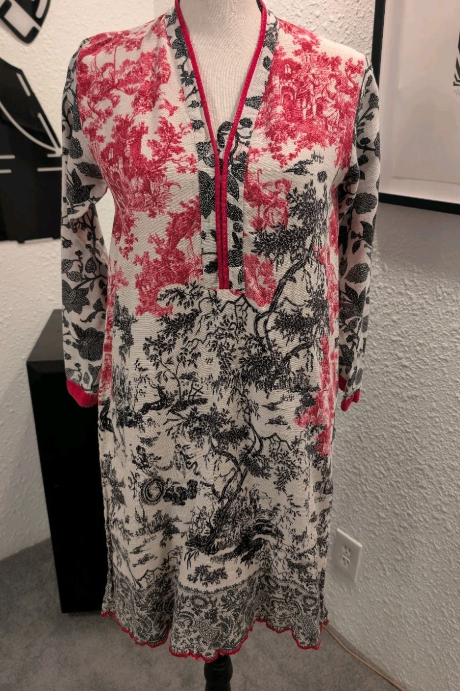 Kamdani brand printed kurta Red Black White V Neck Tunic Cotton Lightweight S