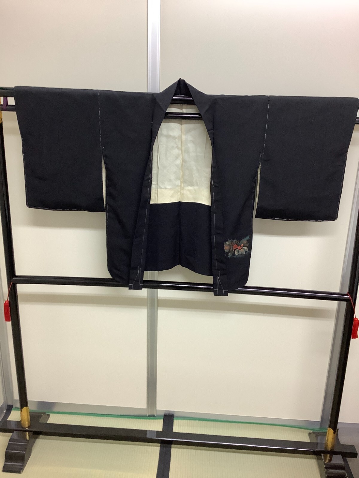 Japanese Vintage Kimono Haori Jacket pure silk black embroidery Height 31.1inch