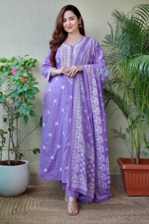 Women’s Purple Embroidered Pure Cotton Kurta Set With Dupatta