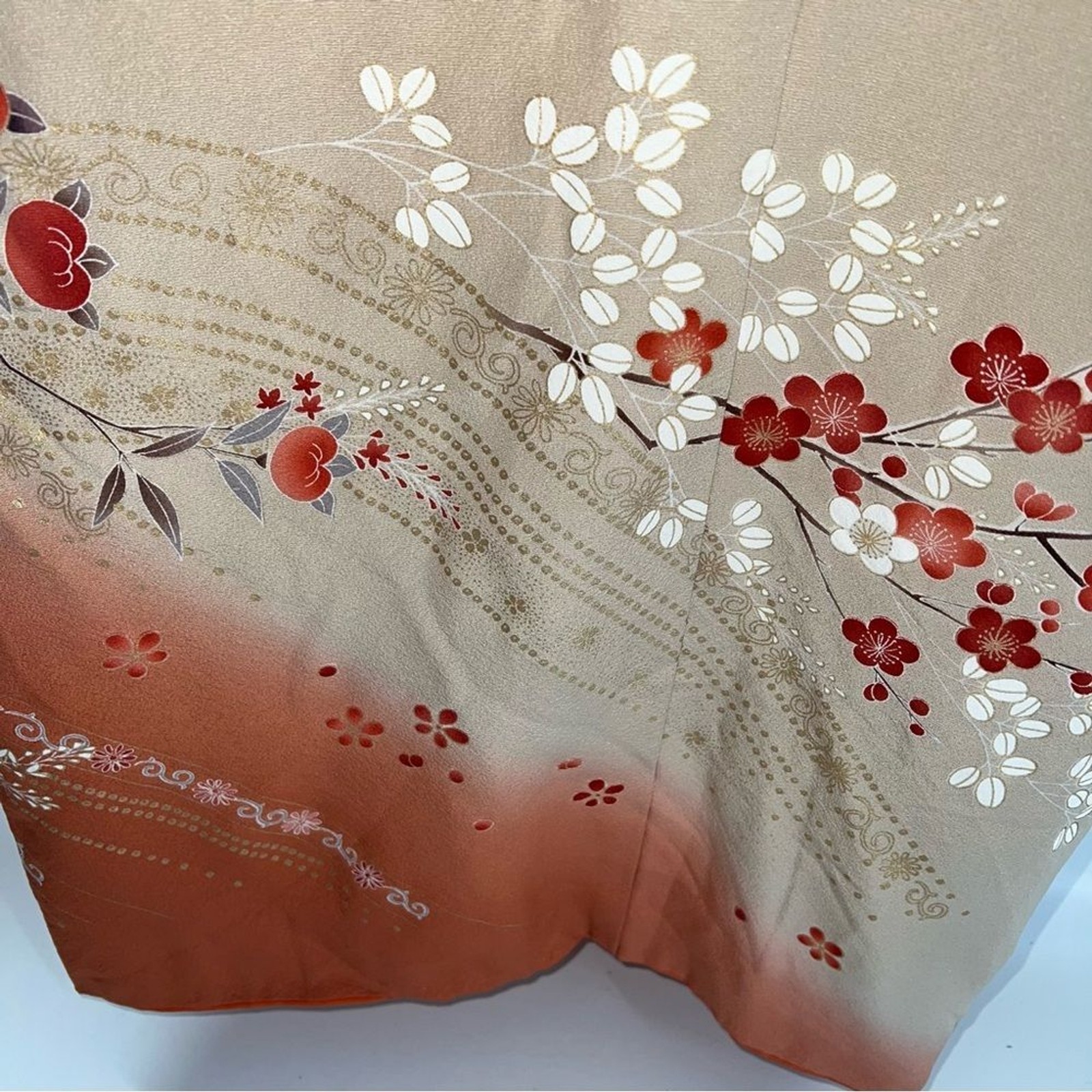 Reversible/Elegant Hand Stitches Japanese Kimono Robe with Elegant Floral Print