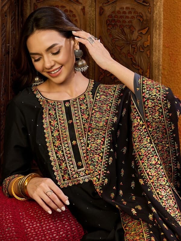 Women’s Silk Blend Yoke Design Solid Straight Kurta Pant With Dupatta